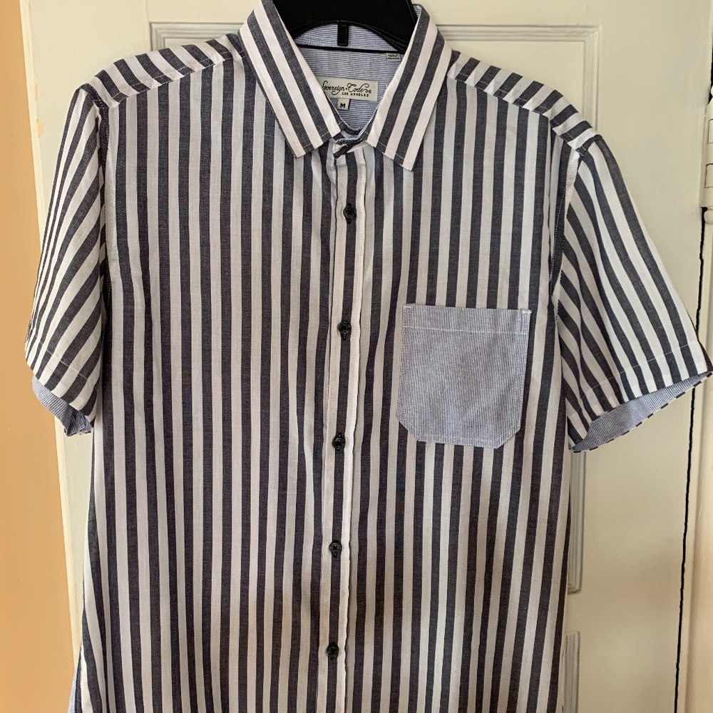 NWT Sovereign Code| Short Sleeve Striped Shirt